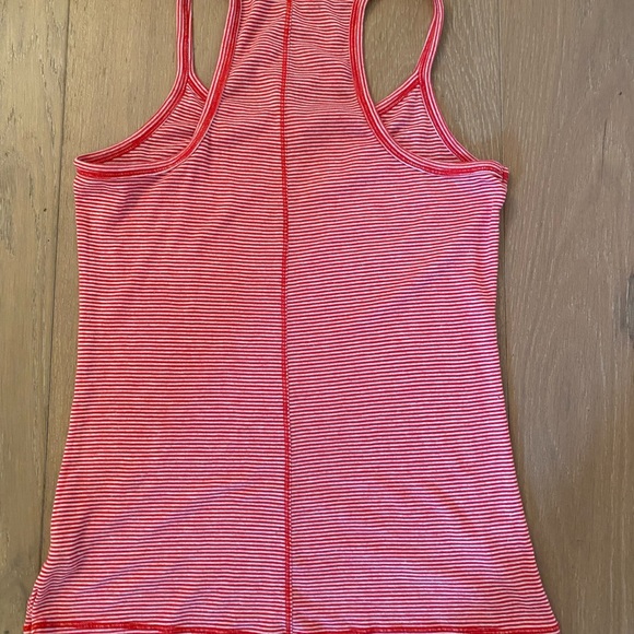 Splendid Large Racerback Red & White Striped Tank Top Shirt L - Picture 2 of 4